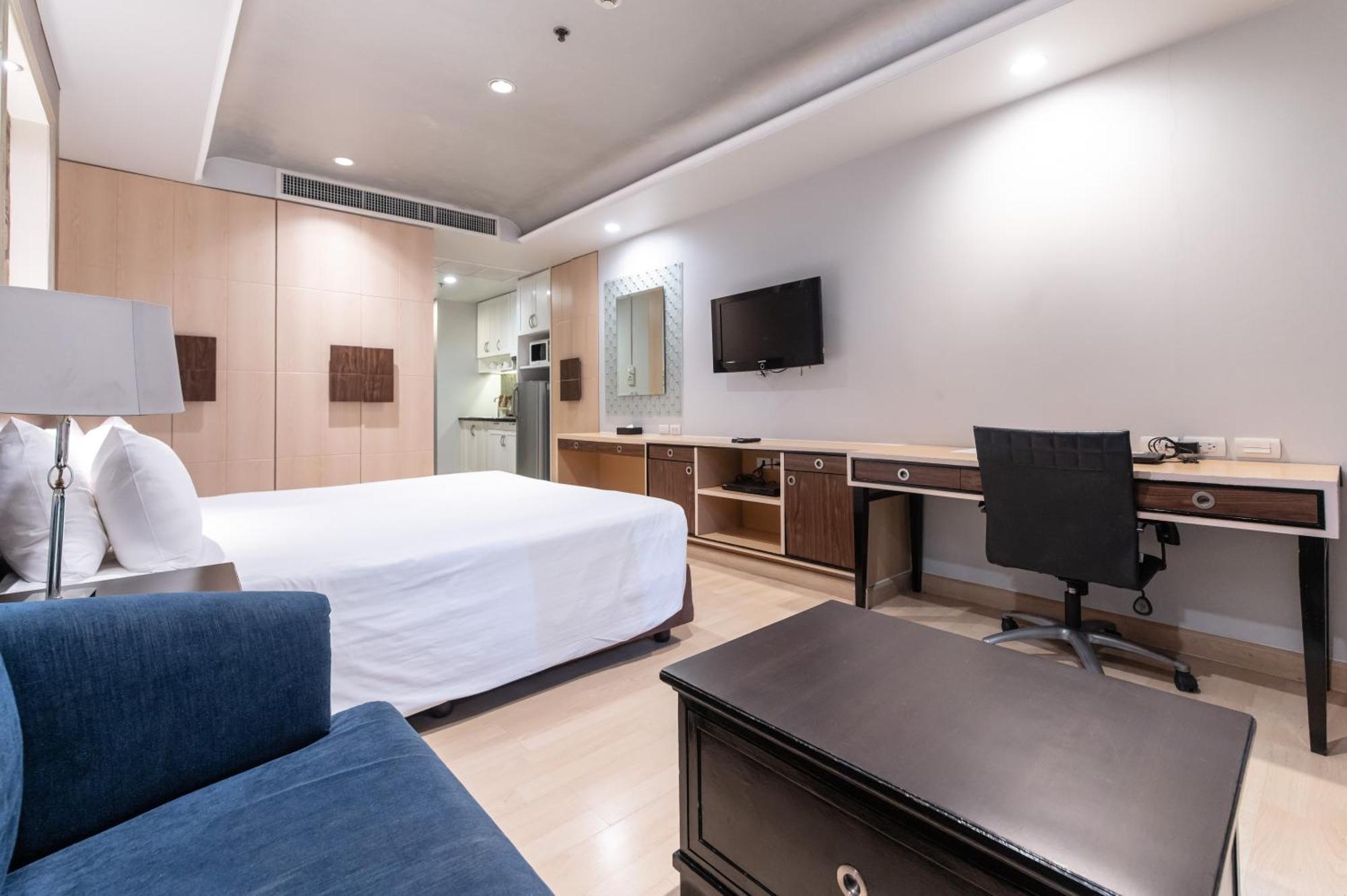 Premier Studio Balcony